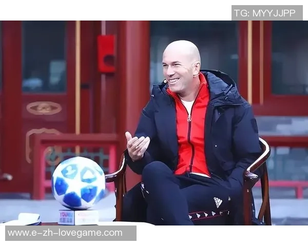 齐达内足球传奇瞬间高清回顾展现他的辉煌与魅力